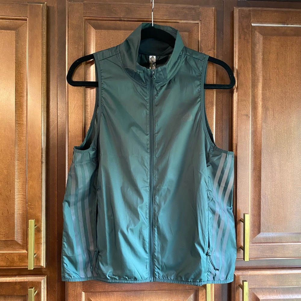 Adidas Women's Shadow Green Running Carrera Recycled Vest Size M